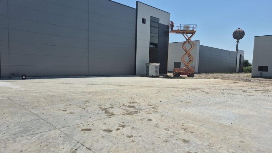 Hală industrială de &icirc;nchiriat in Buftea, acces direct DN7, 2163 mp - 2