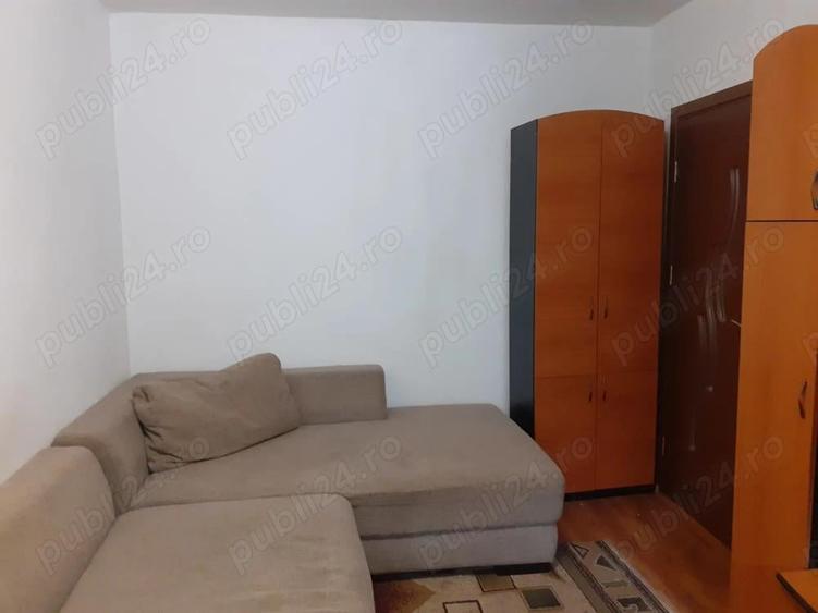 Inchiriere Garsoniera in zona Bariera Calarasi, etajul 3, sup.27.mp. mobilat si utilat complet, - 1