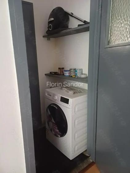 De inchiriat ap cu 2 camere De inchiriat ap cu 2 camere