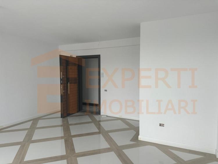 Apartament 2 camere de vanzare, situat in Tomis Plus, Constanta - 5