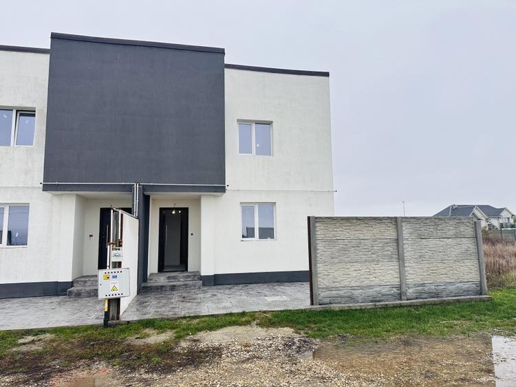 Duplex superb, 141 mp construiti, 295 mp teren, Domnesti - 1