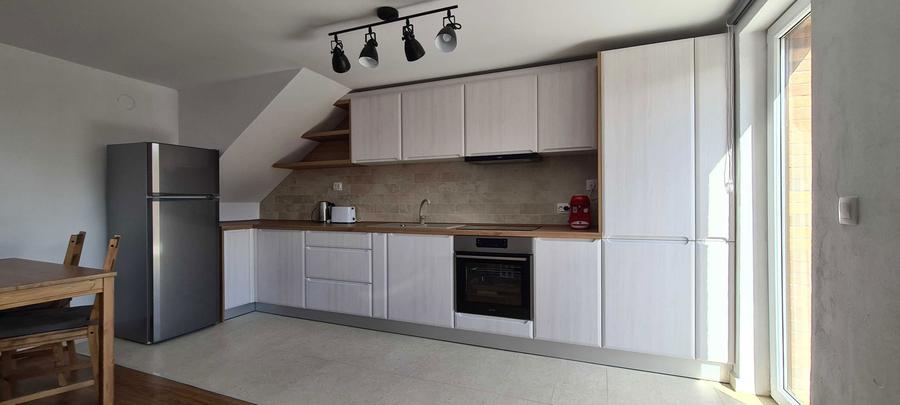 Apartament tip loft, bloc nou, 70 mp, central - cu parcare - 8