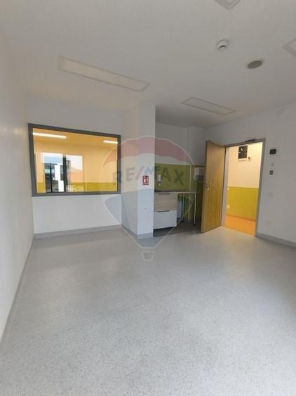 Spatiu comercial de vanzare - 16