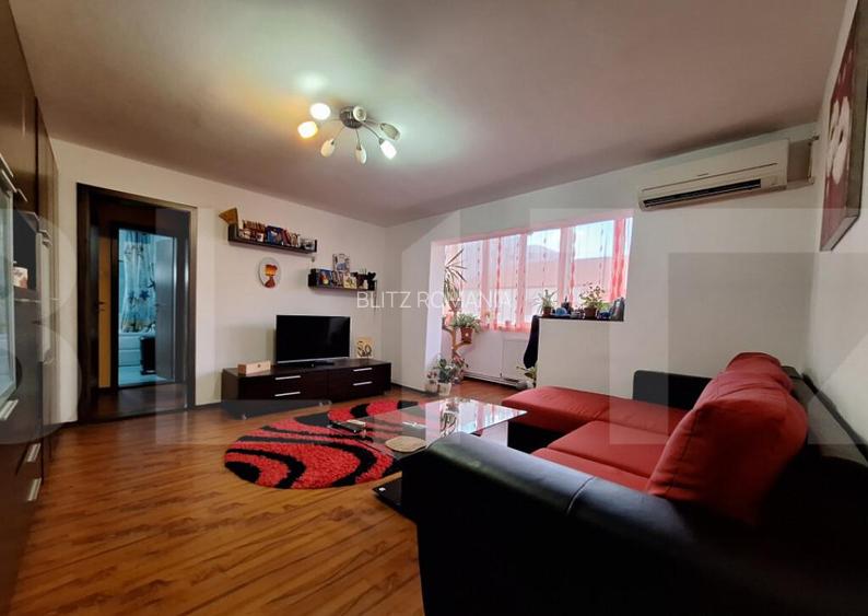 Apartament de vanzare, cu 2 camere, spatios, zona Aradului