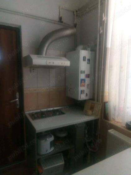 Apartament semidecomandat de vanzare in Bucuresti - 6