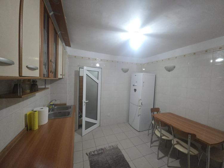 Gorjului-Militari,decomandat, 3 min distanță metrou - 10