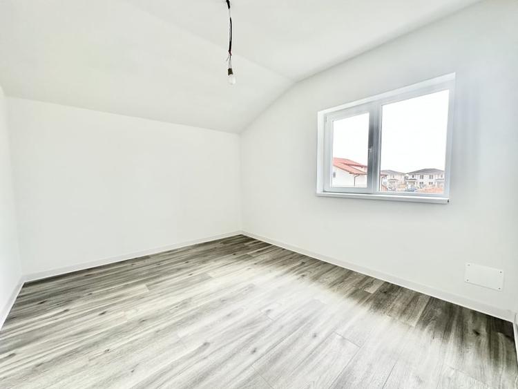 Casa individuala cu 5 camere si teren de 600mp - Mosnita Noua - 9