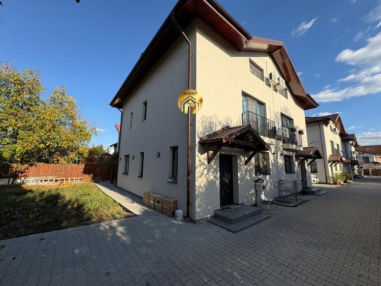 Casa P+1+M 5 camere - 300mp Teren - Langa Penny Odaile - 2