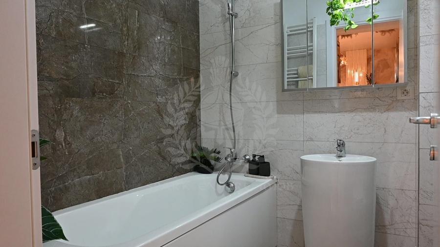 Apartament cu 2 camere decomandat, mobilat în Albert