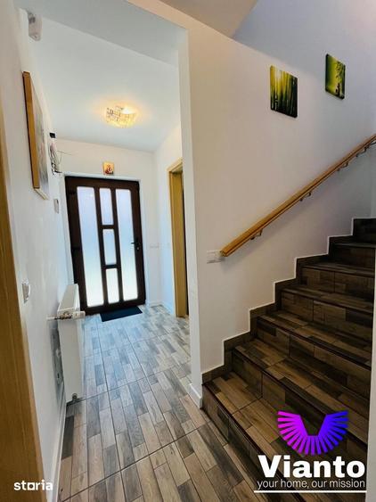 Casă cu 4 camere cu Teren 250 Mp în Central
