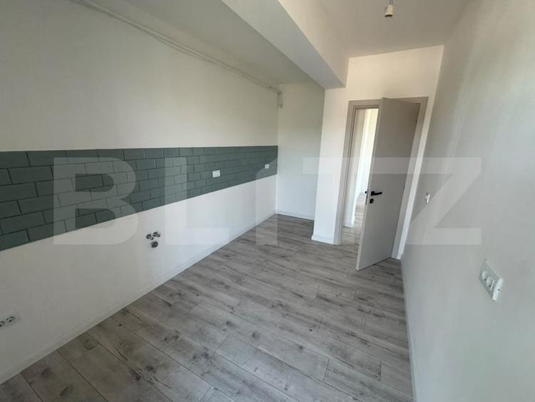 Apartament cu 2 camere semidecomandat în Rediu