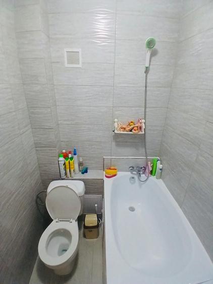 Apartament cu 2 camere decomandat, mobilat în Apărătorii Patriei
