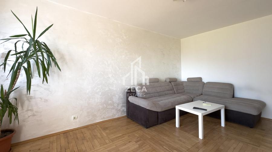 Apartament cu 3 camere decomandat în Politehnica