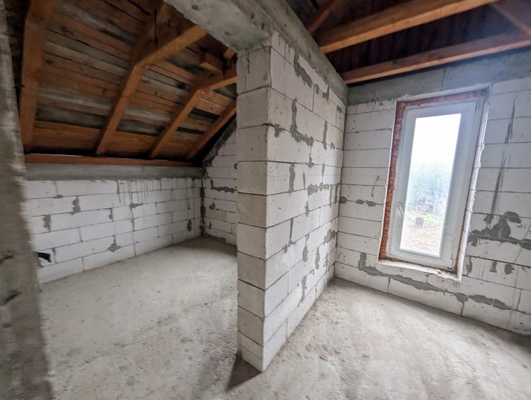 Casă individuală cu 4 camere cu Teren 480 Mp în Exterior Nord