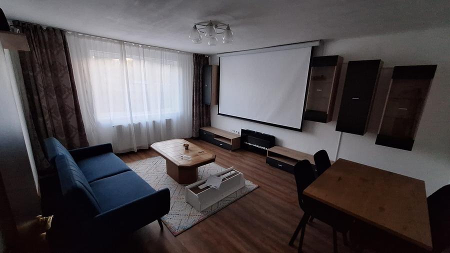 Casă cu 2 camere cu Teren 100 Mp în Central