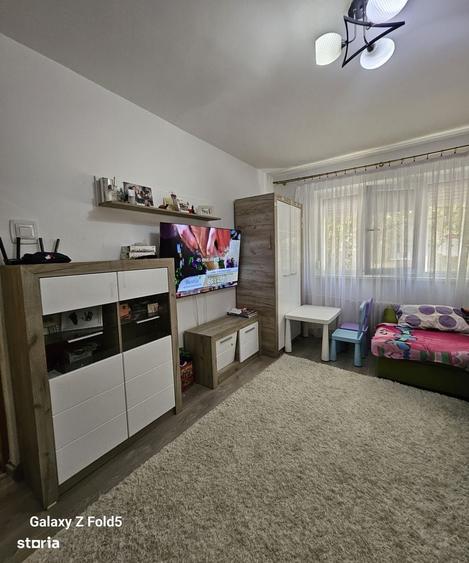 Apartament cu 3 camere decomandat în Nord