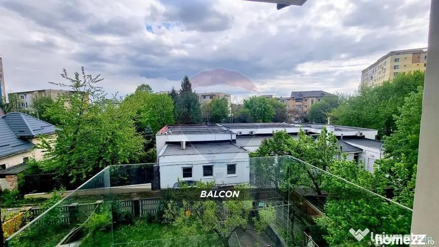 Casă cu 7 camere cu Teren 460 Mp în Traian