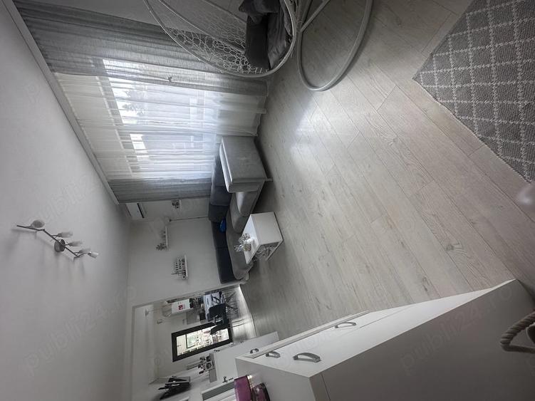 Casă cu Teren 1300 Mp în Central