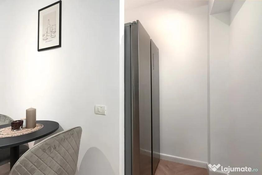 Apartament cu 2 camere semidecomandat în Universitate