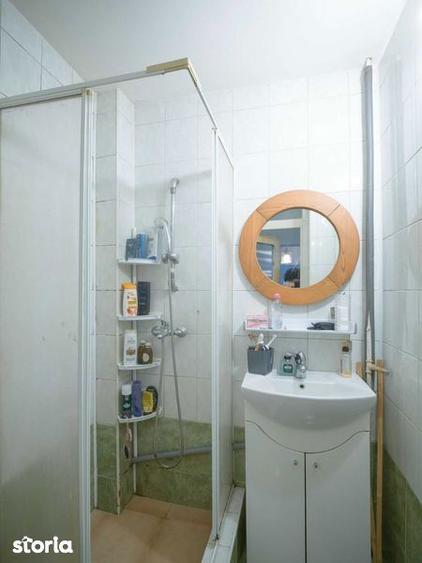 Apartament cu 4 camere în Rahova