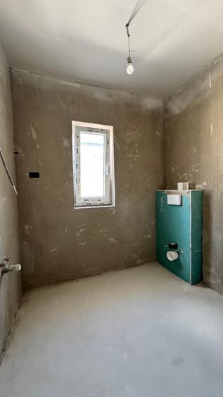 Duplex cu 5 camere cu Canalizare în Giroc