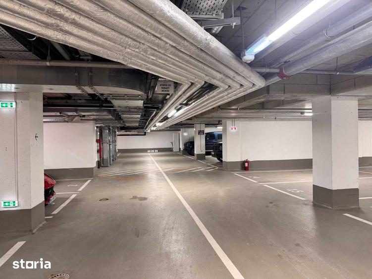 Apartament cu 3 camere decomandat în Central — fotografia 1