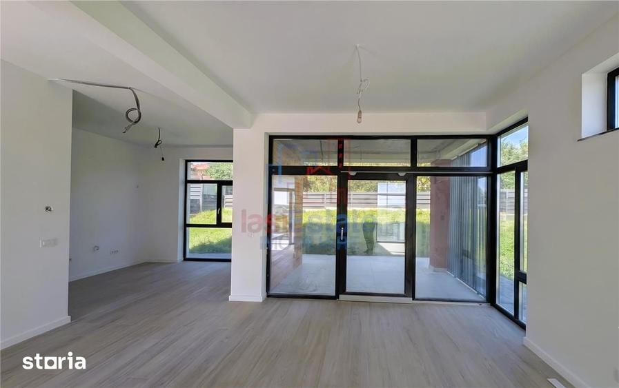 Casă cu 4 camere cu Teren 500 Mp în Bârnova