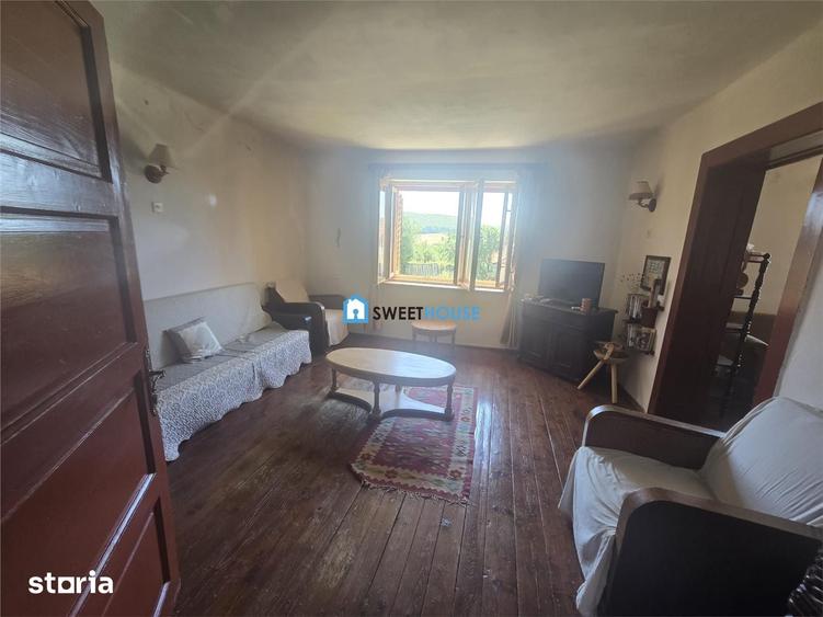 Casă cu 3 camere cu Teren 1200 Mp în Șoarș