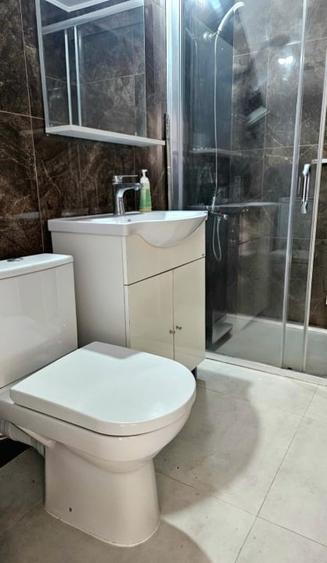Casă individuală cu 3 camere cu Canalizare în Central