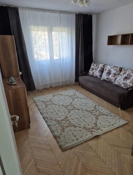 Garsonieră decomandată în Tudor Vladimirescu