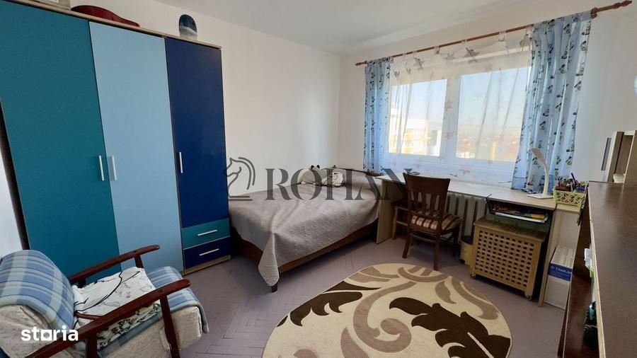 Apartament cu 3 camere decomandat în Central