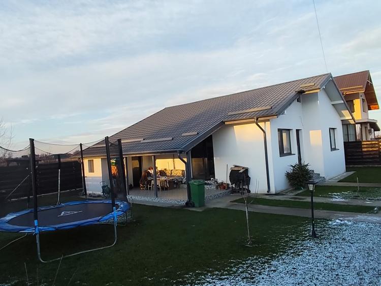 Casă individuală cu 3 camere cu Teren 344 Mp în Cosoba