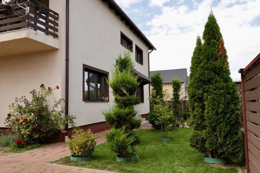 Casă cu 5 camere în Sânpetru