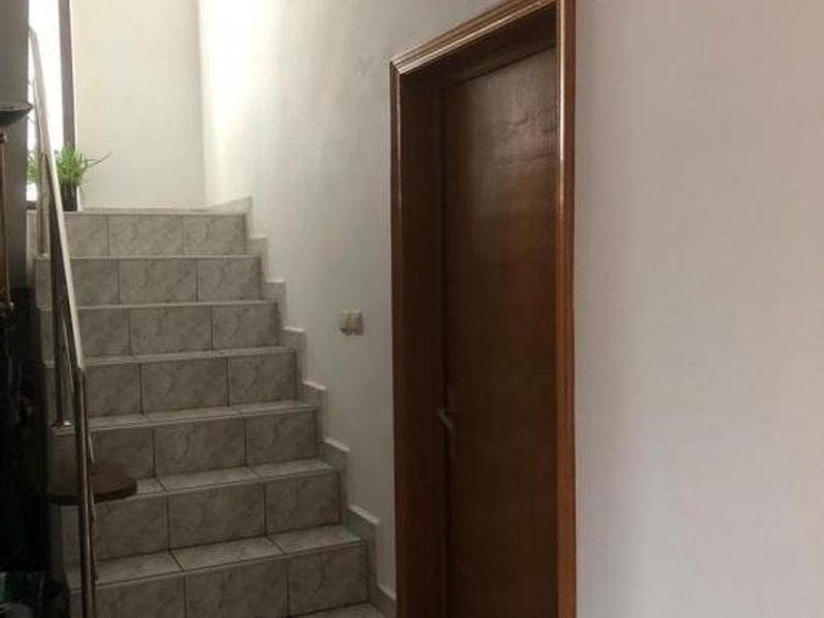 Afumati vila 8 camere , teren 1300 mp , piscina - 10