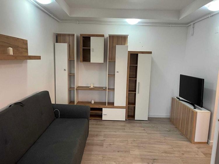 Studio vanzare Cosmopolis - 1