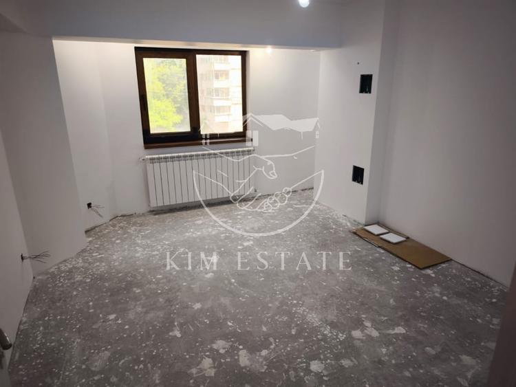 De vanzare apartament cu 3 camere ,Boema - 1