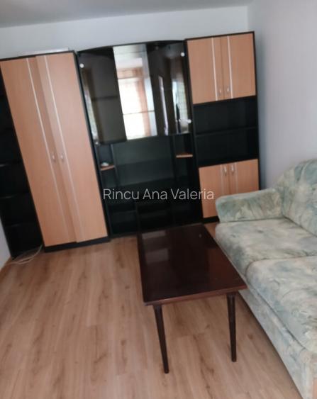 Garsoniera de vanzare