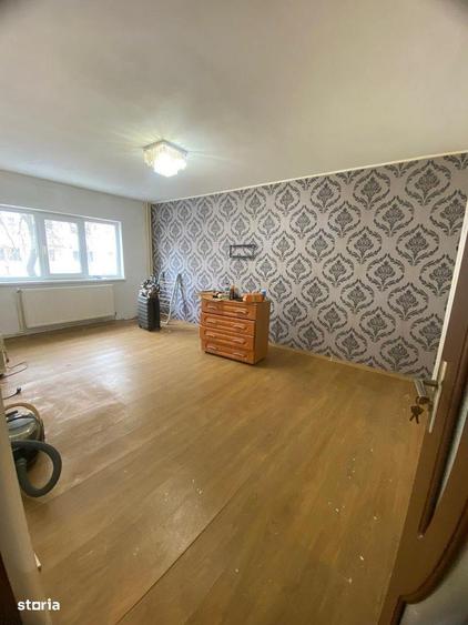 2 DECOMANDATE la parter cu centrala, spatios, termopan, balcon, Nord - 9
