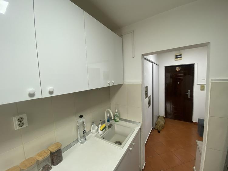 Apartament cu 2 camere semidecomandat în Titan