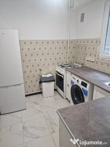 Apartament cu 2 camere decomandat în Drumul Taberei