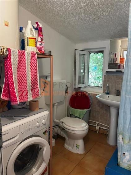 Ansamblu cabanute zona Cozieni - 8