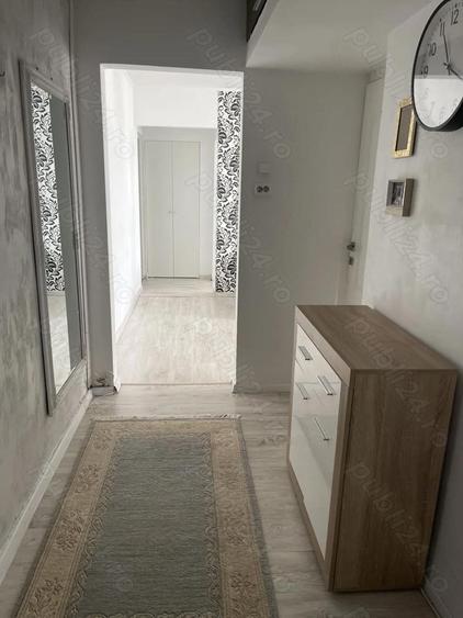 Inchiriez apartament 3 camere - 3