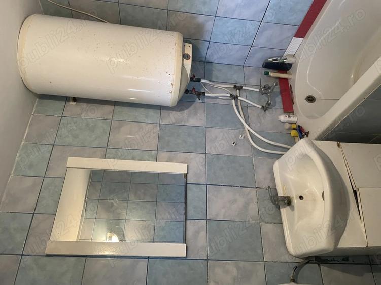 Vand casa in Ciugudul de Sus . Pentru mai multe detalii , va rog sa ma contacta?i in privat - 4