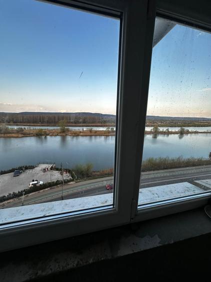 Vand apartament cu 3 camere in cartierul Tudor Vladimirescu - 1