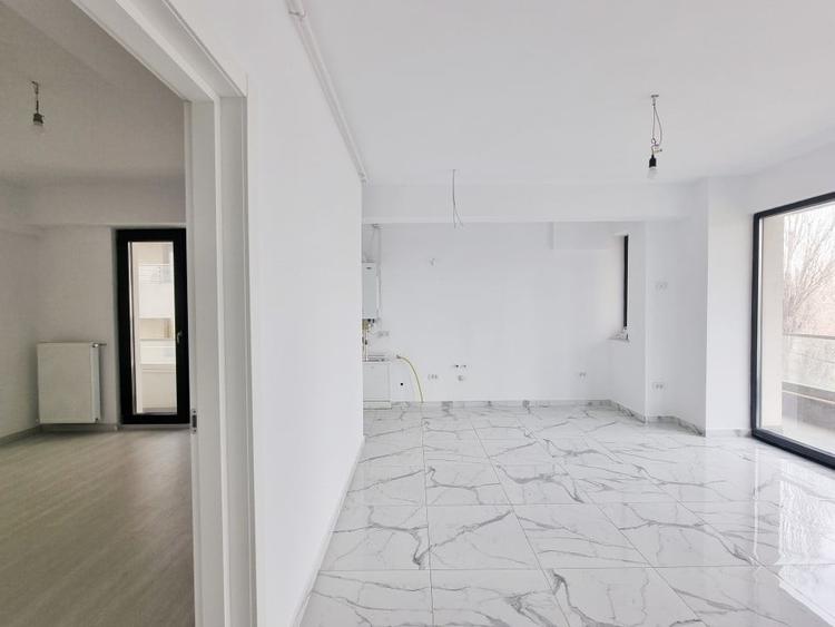 Apartament cu finisaje moderne, situt central in Mamaia - 3