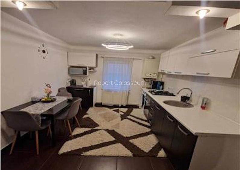 Apartament cu 2 camere, decomandat - zona Racadau
