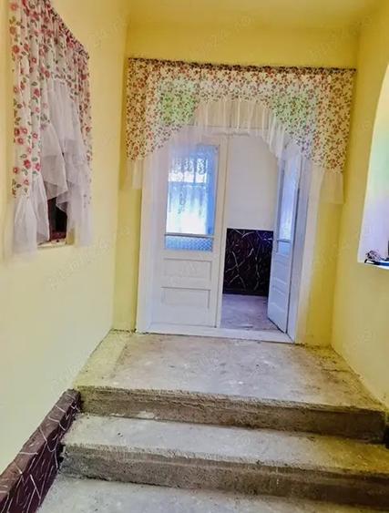 Vindem o proprietate bine ingrijita la ?ara la 35 km de Oradea - 3