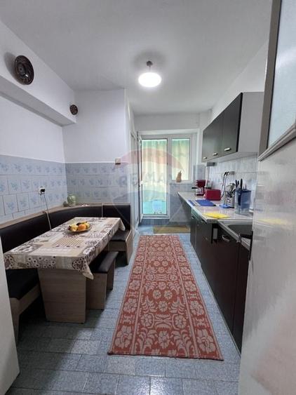 Apartament cu 2 camere de vânzare în zona Mazepa 1 - 4