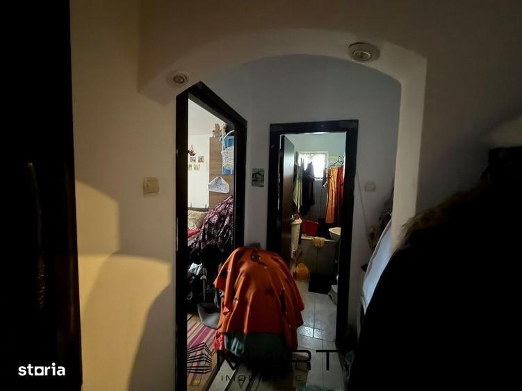 Apartament cu 3 camere decomandat, mobilat în Vasile Aaron