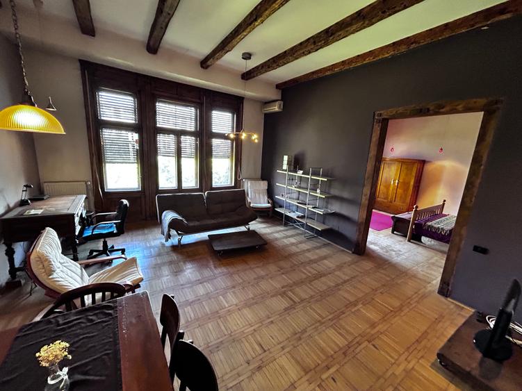 Apartament foarte spațios și elegant - 1